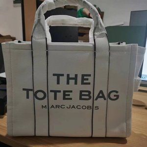 Marc Jacobs White leather bag